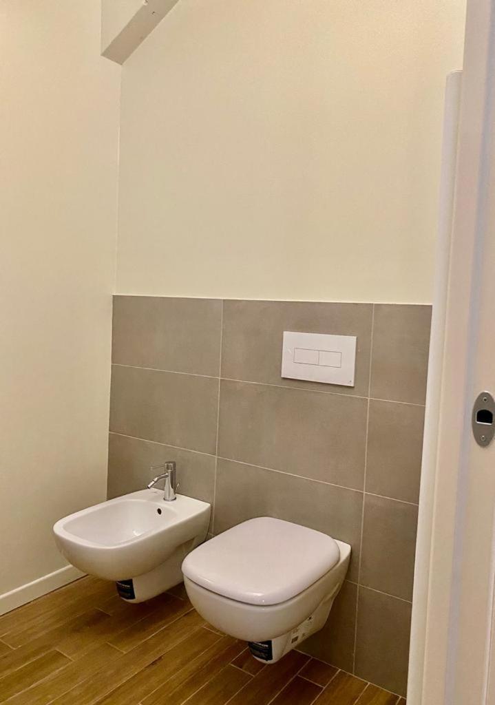 Suiten Apartments Boloňa Pokoj fotografie