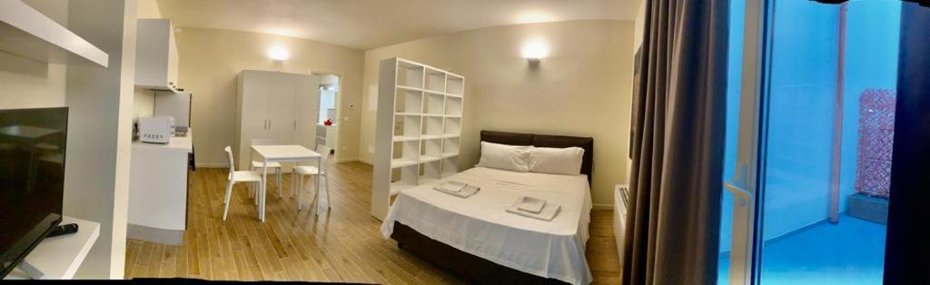 Suiten Apartments Boloňa Pokoj fotografie