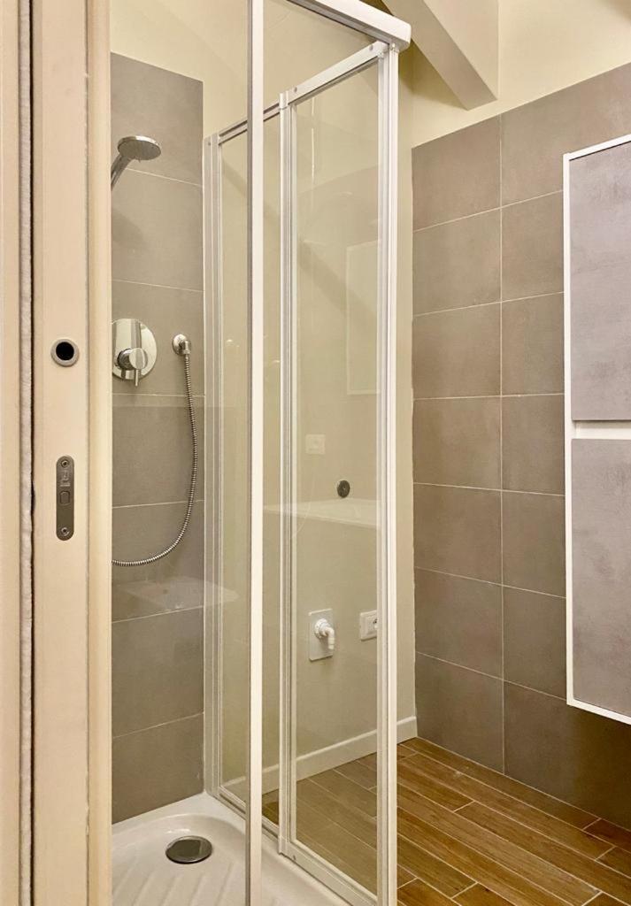 Suiten Apartments Boloňa Pokoj fotografie